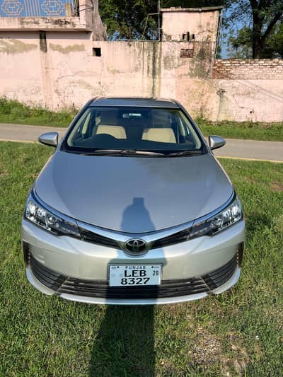 Toyota Corolla GLi 1.3 model 2020 l