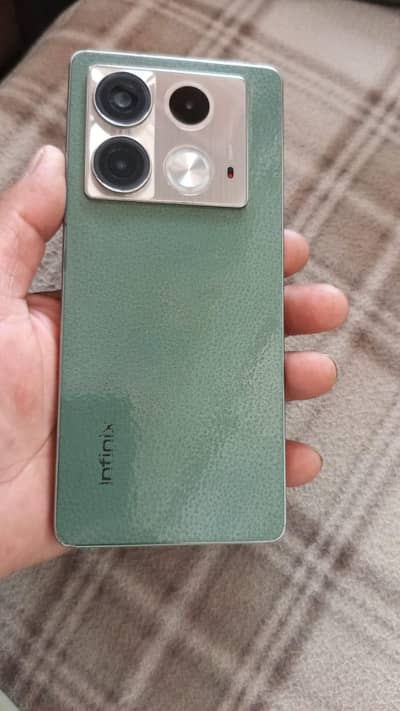Infinix Note 40