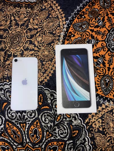 Apple iPhone SE