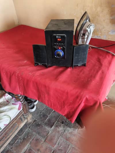 lunar speaker
