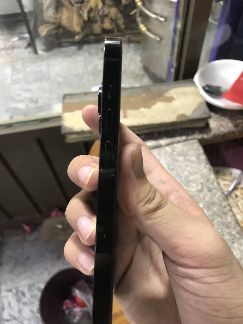 Apple iPhone 14 Pro 0