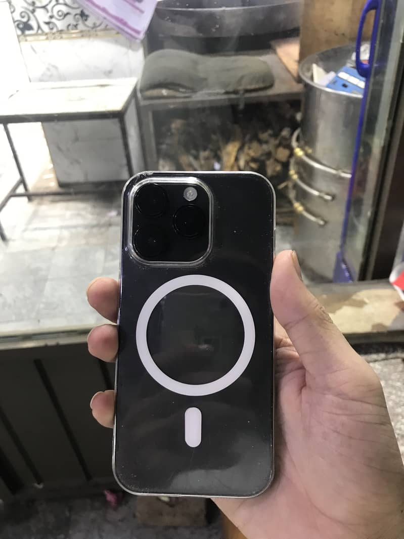 Apple iPhone 14 Pro 3