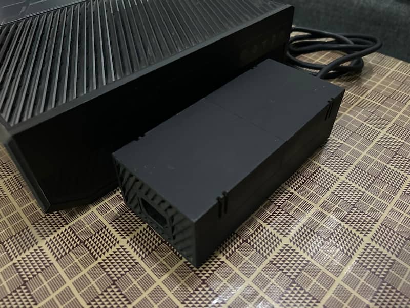 xbox one console 3