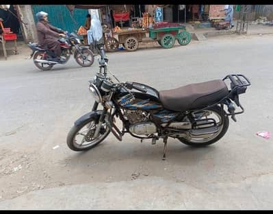  Suzuki GS 150 SE