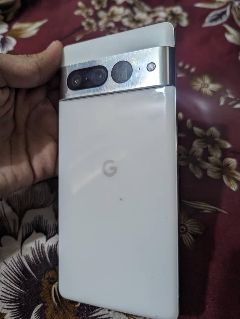 Google Pixel 7 Pro 10