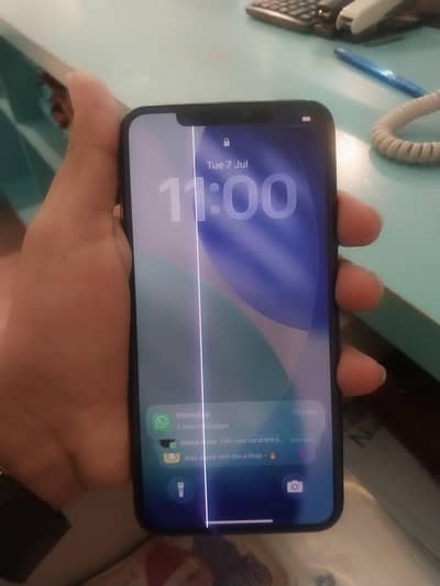 Apple iPhone 11 Pro Max 64gb  minor line pannel urgent sale