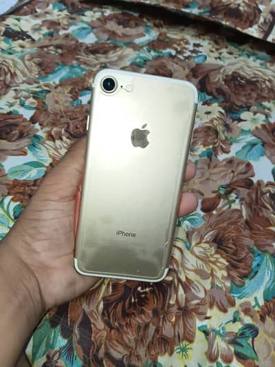 Apple iPhone 7