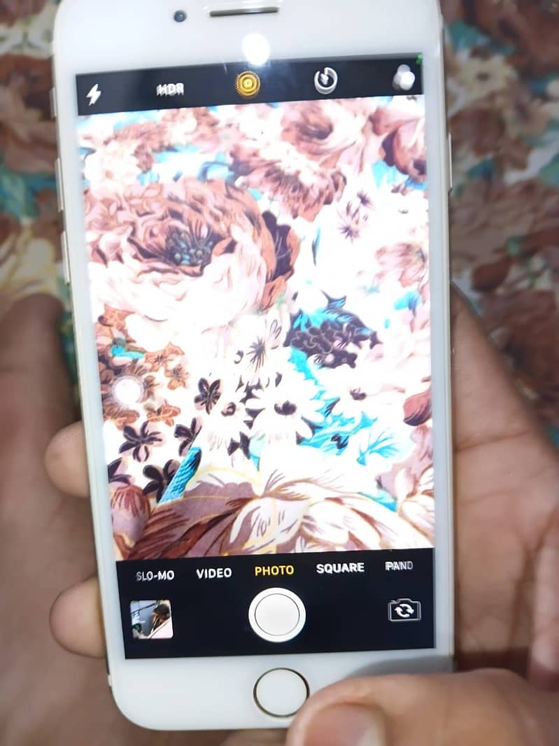 Apple iPhone 7 3