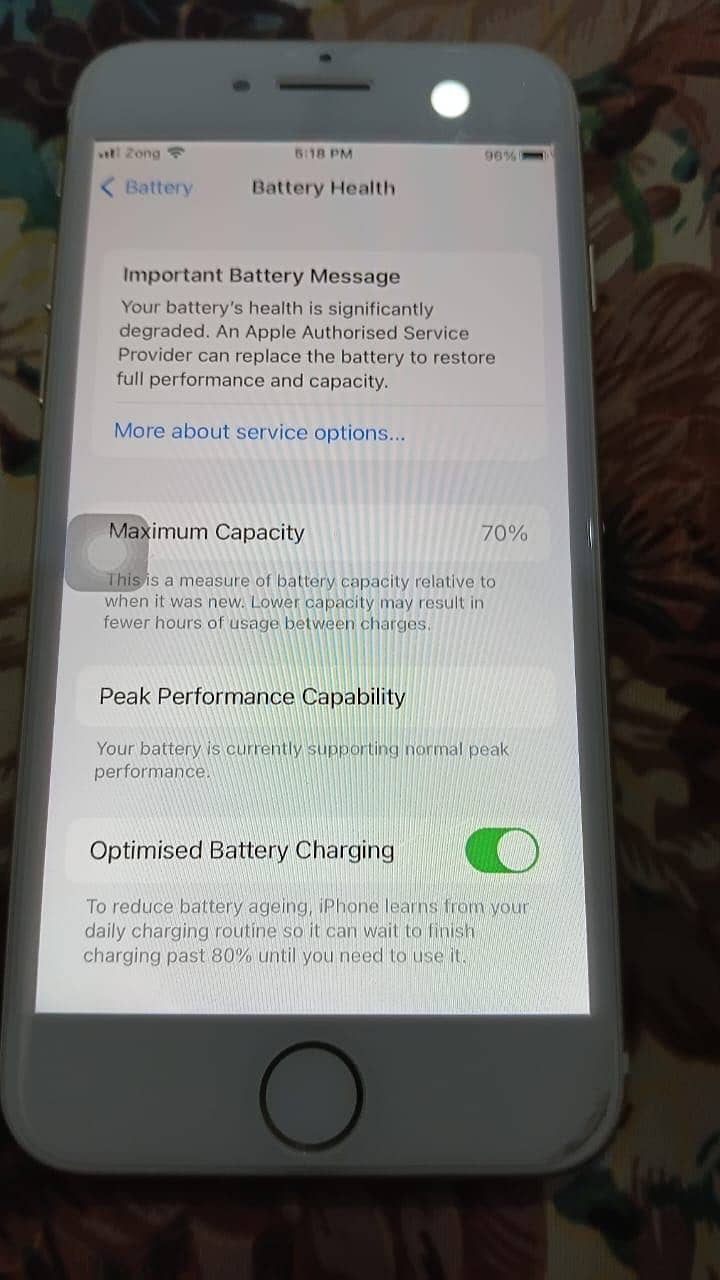 Apple iPhone 7 4