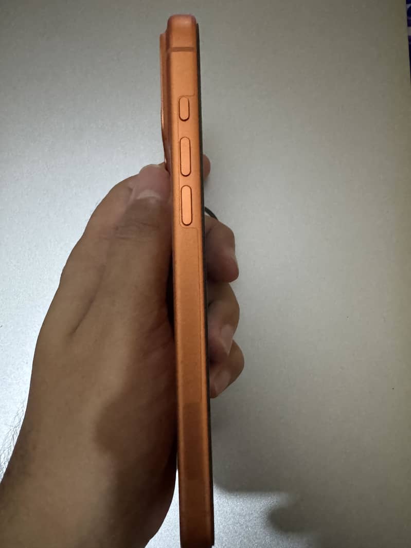 Apple iPhone 17 Pro Max 3