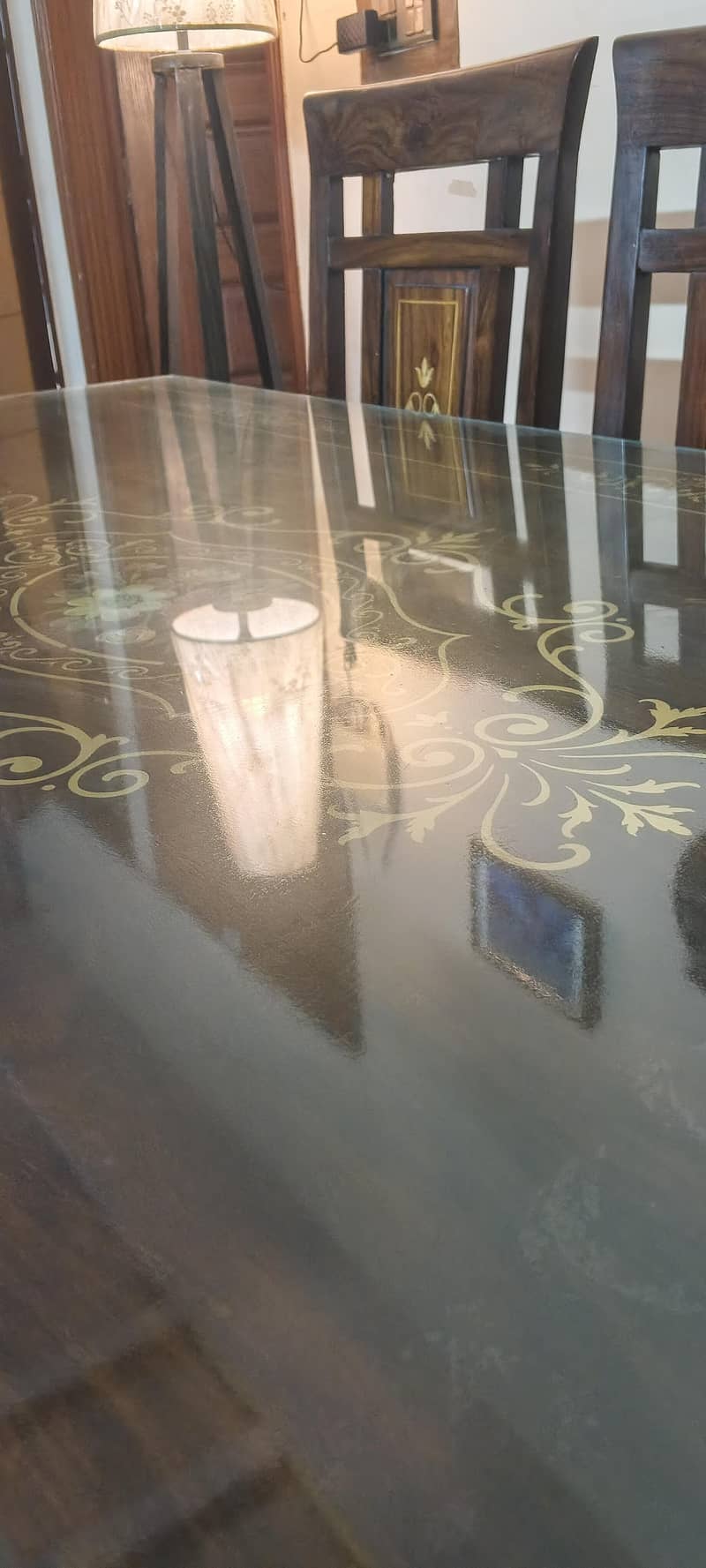 Dining table 4