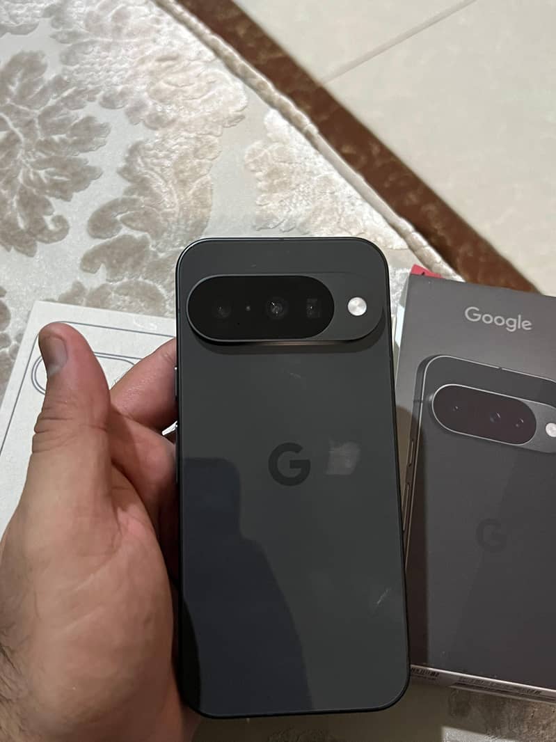 Google Pixel 10 5