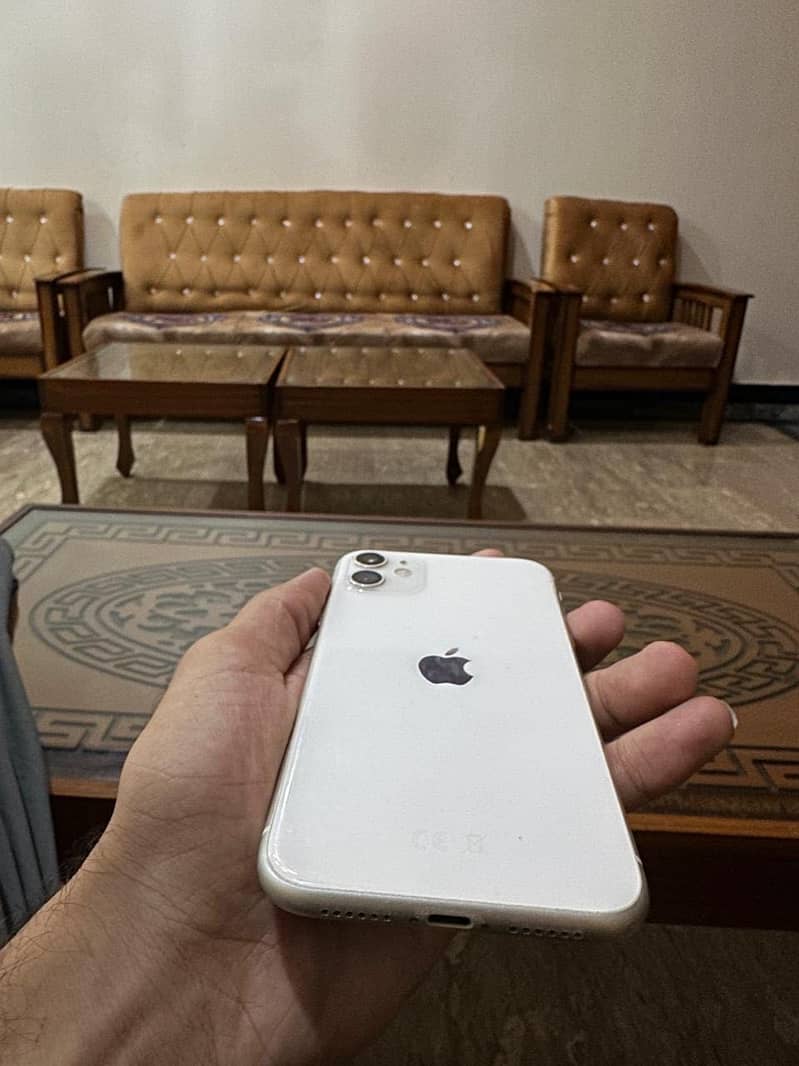 Apple iPhone 11 6