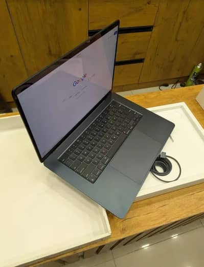 Apple MacBook Pro M4 Max Full box ( M1.2. 3.4. 5. pro. Max. Air Mac