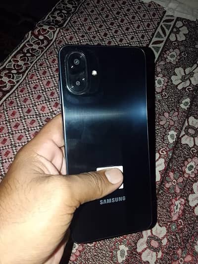 samsung A07 4g 6/128 10/10 condition full box