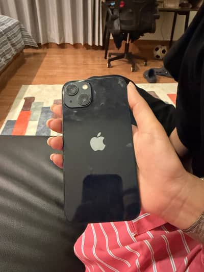 Apple iPhone 13