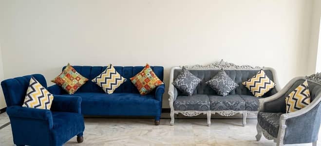 luxury 5 seater sofa set and carved wooden centre table