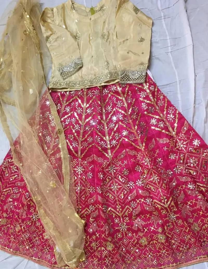 fancy dresses available 4
