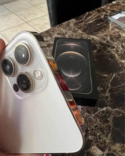 Apple iPhone 12 Pro Max argent for sale