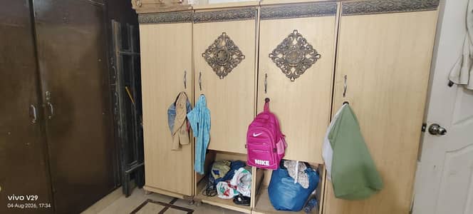 4 door wardrobe
