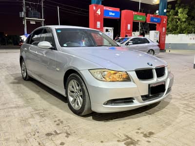 BMW 320i 2007 / 2015 Registered | 107,000 KM |