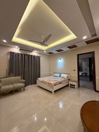 1000yd Fully Furnished With Basement
