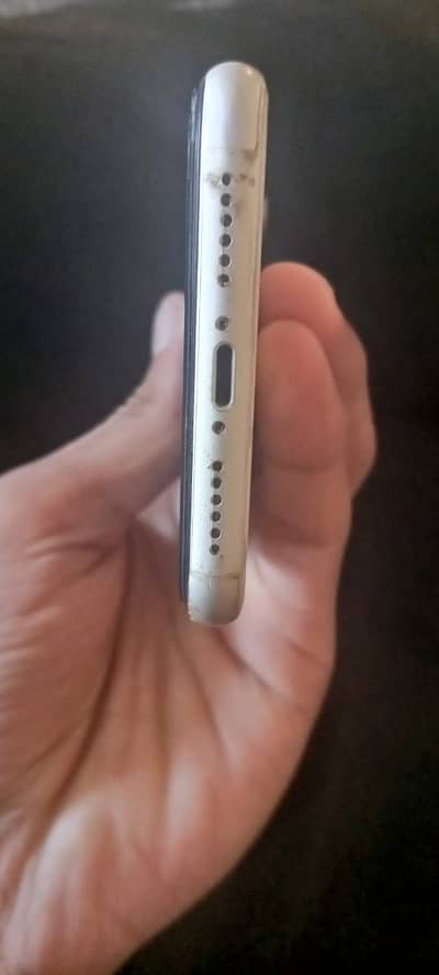 Apple iPhone XR
