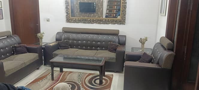 I'm selling my 3+2+1 sofa set