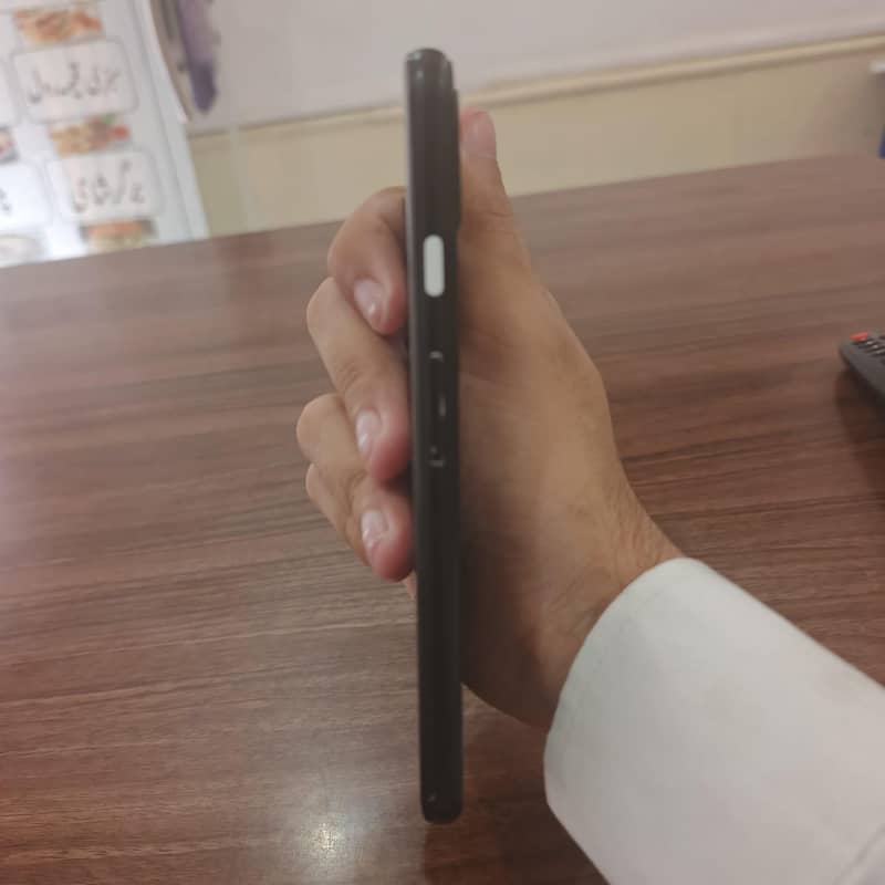 Google Pixel 5 3