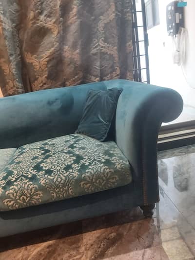 Good quality sofa 03226446556