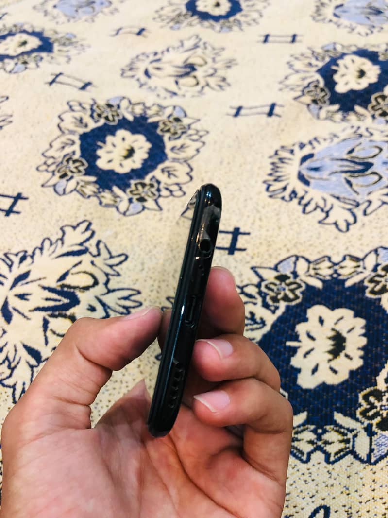 One Plus 6 4