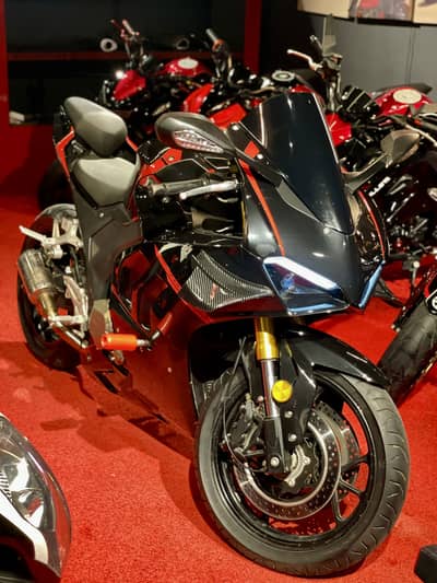 Ducati Panigale V4s Replica