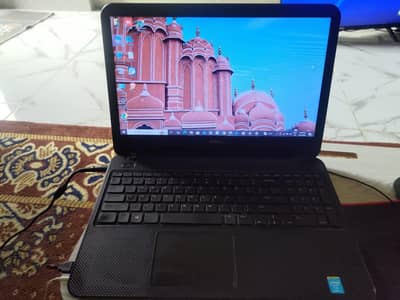 dell inspiron 15.6 inch screen size i3 4th gen 8ram/500 hard drive