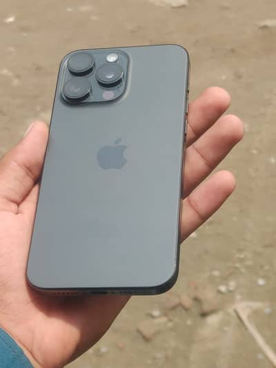 Apple iPhone 15 Pro Max