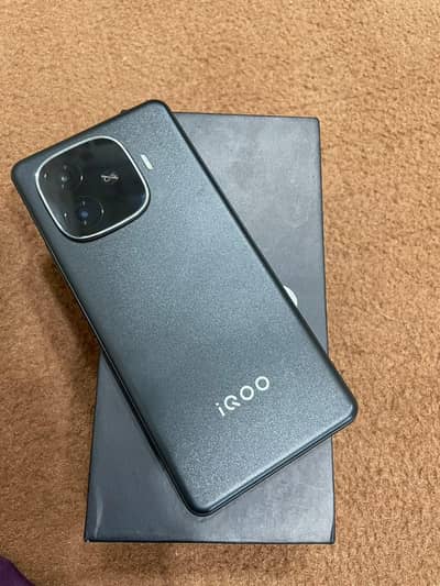 Vivo iQOO Z9 Turbo