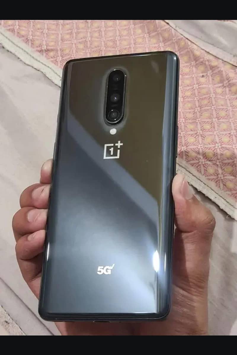 ONE PLUS 8 1
