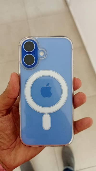 Apple iPhone 16
