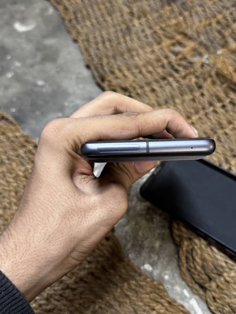 Google Pixel 7 5