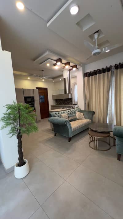 1000 Yd Like New Bungalow For Rent