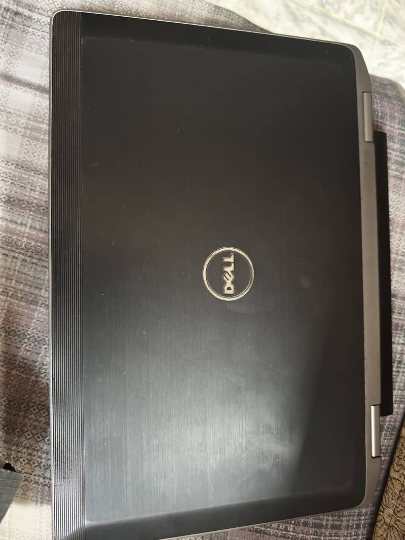 Dell Latitude E6320 3