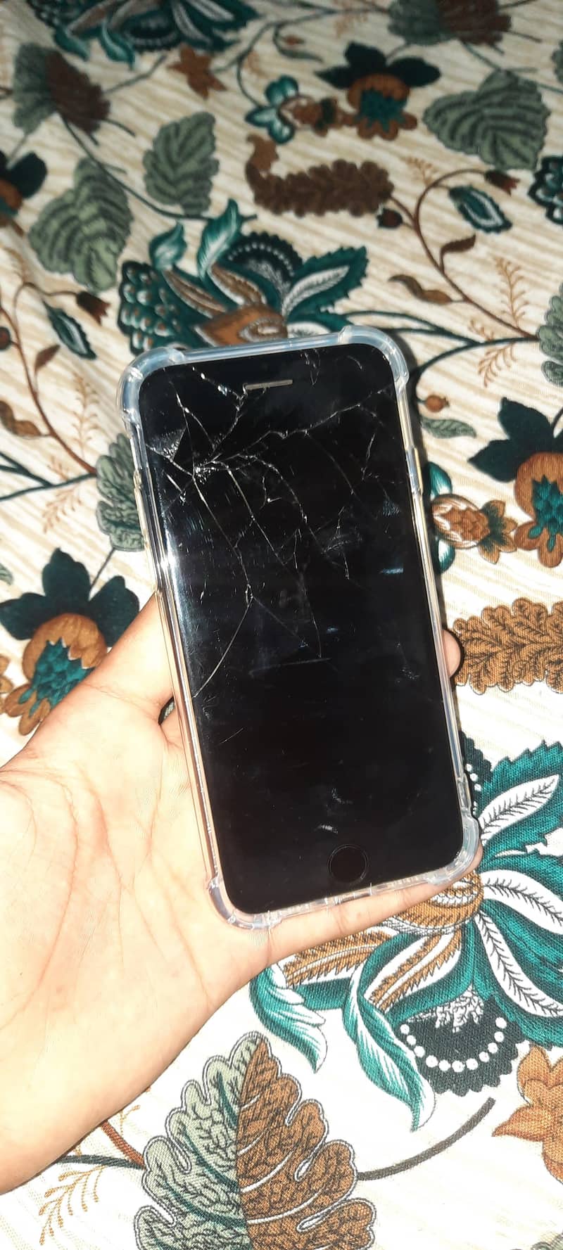 Apple iPhone 7 1