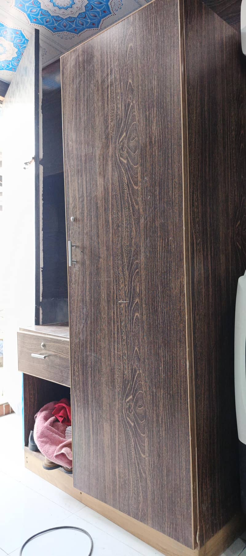 single wardrobe 1