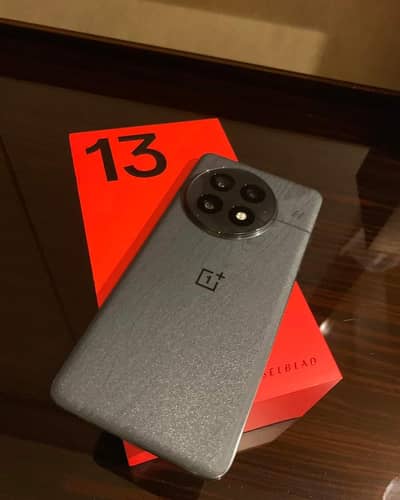 One Plus 13 16/512 With Box