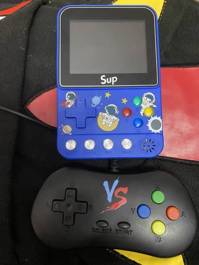 1000 in 1 retro gaming console