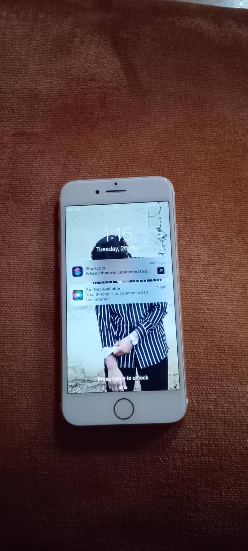 Apple iPhone 7 jv all ok 64 gb battery health 79 condition 1