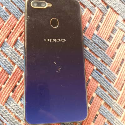 OPPO F9 Pro