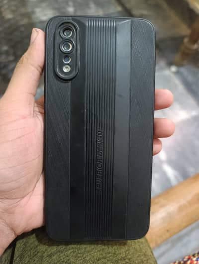 Vivo S1