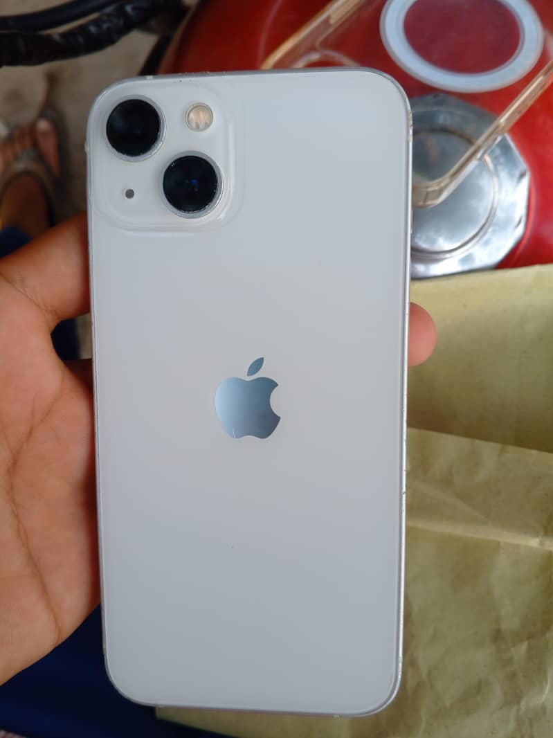 Apple iPhone 13 1