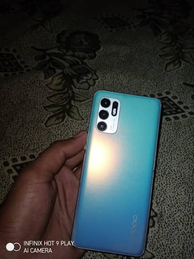 OPPO Reno6