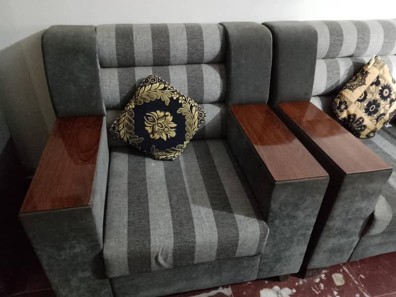 sofa set 1